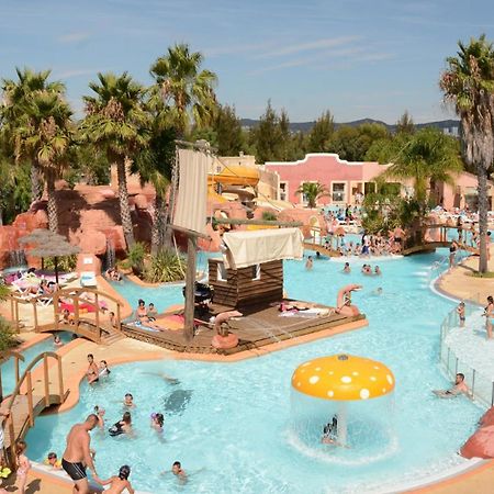 Camping Les Palmiers Hyères Exterior foto