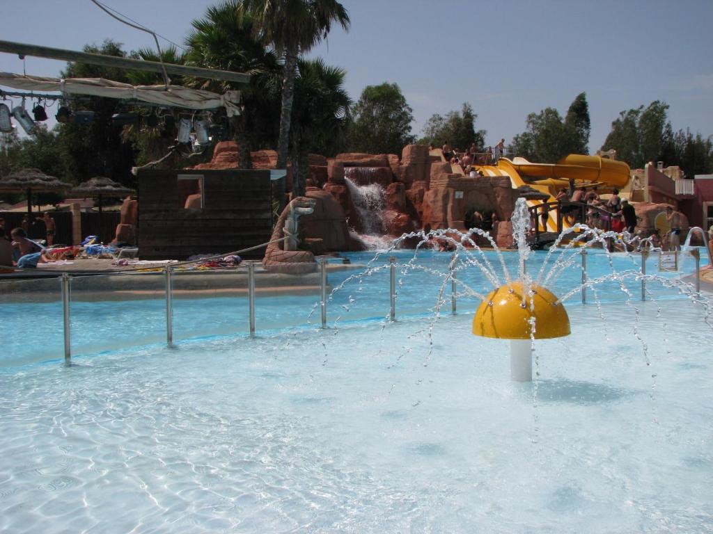 Camping Les Palmiers Hyères Exterior foto